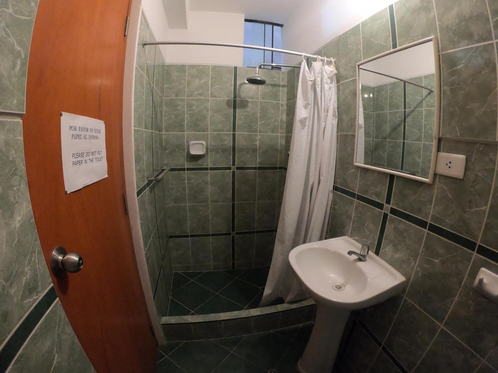 Hostal Silpay Tacna Zewnętrze zdjęcie